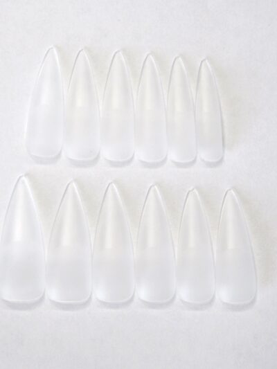 Kynsitippi long stiletto 120kpl
