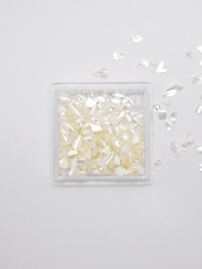 Shell Crush White Simpukankuorikoristeet